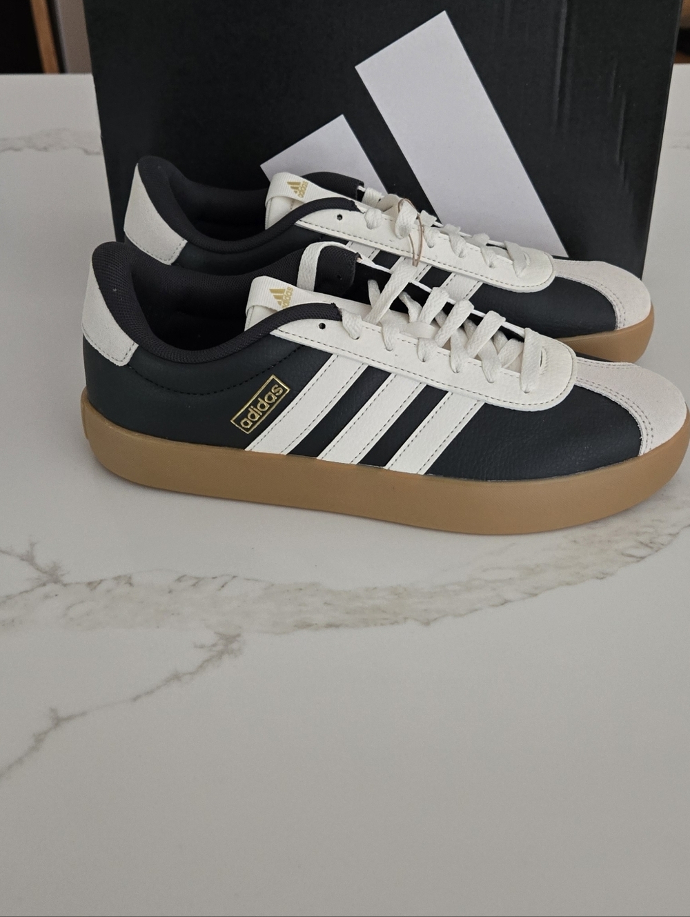 NWT Adidas VL Court 3.0